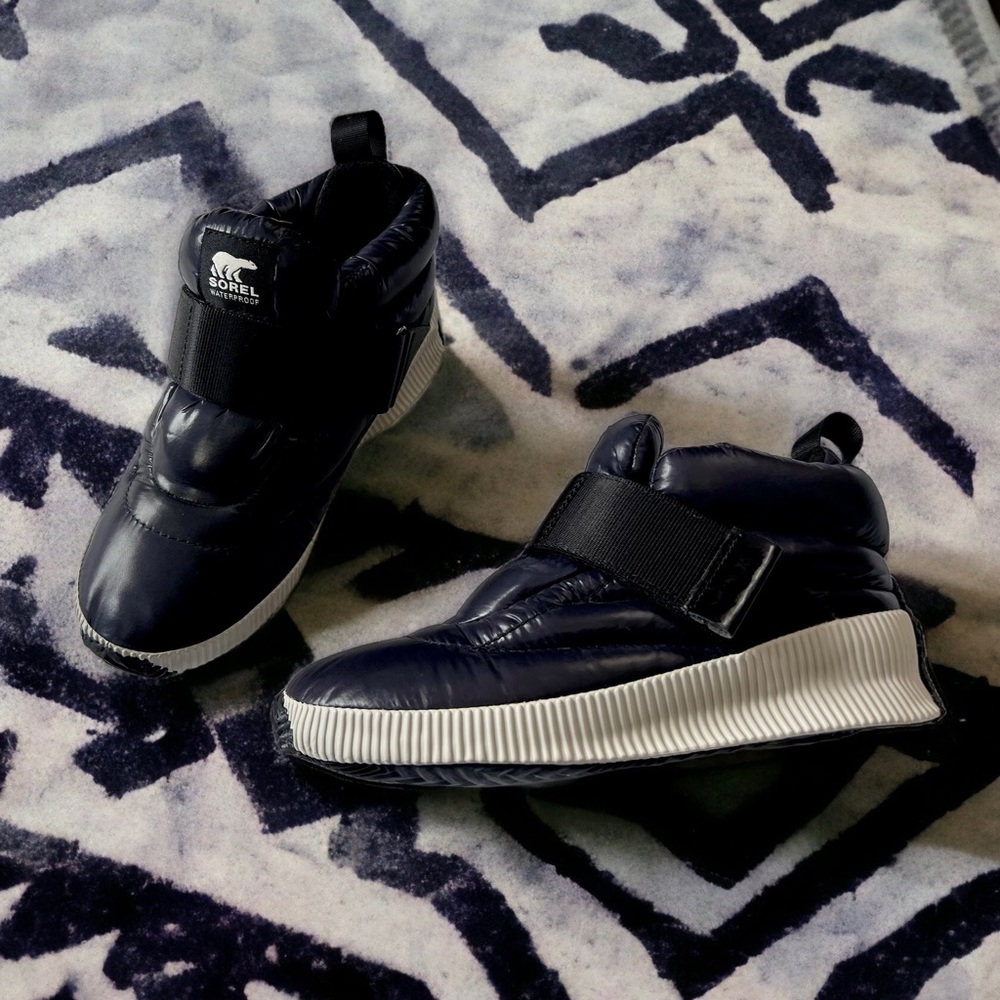 Sorel Black and White Women's Sneakers